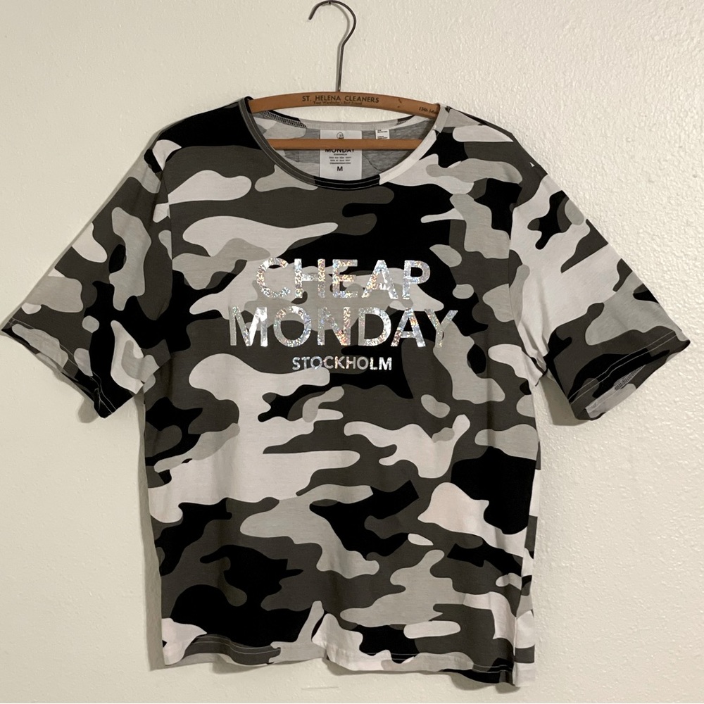 Cheap Monday - Camo T-Shirt with Holographic Logo - - Cotton - Size M